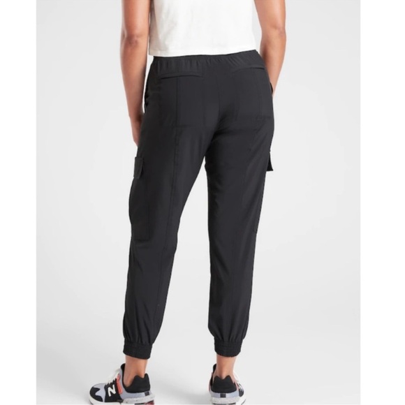 Athleta Chelsea Utility Joggers sz 10 Black - Picture 2 of 16